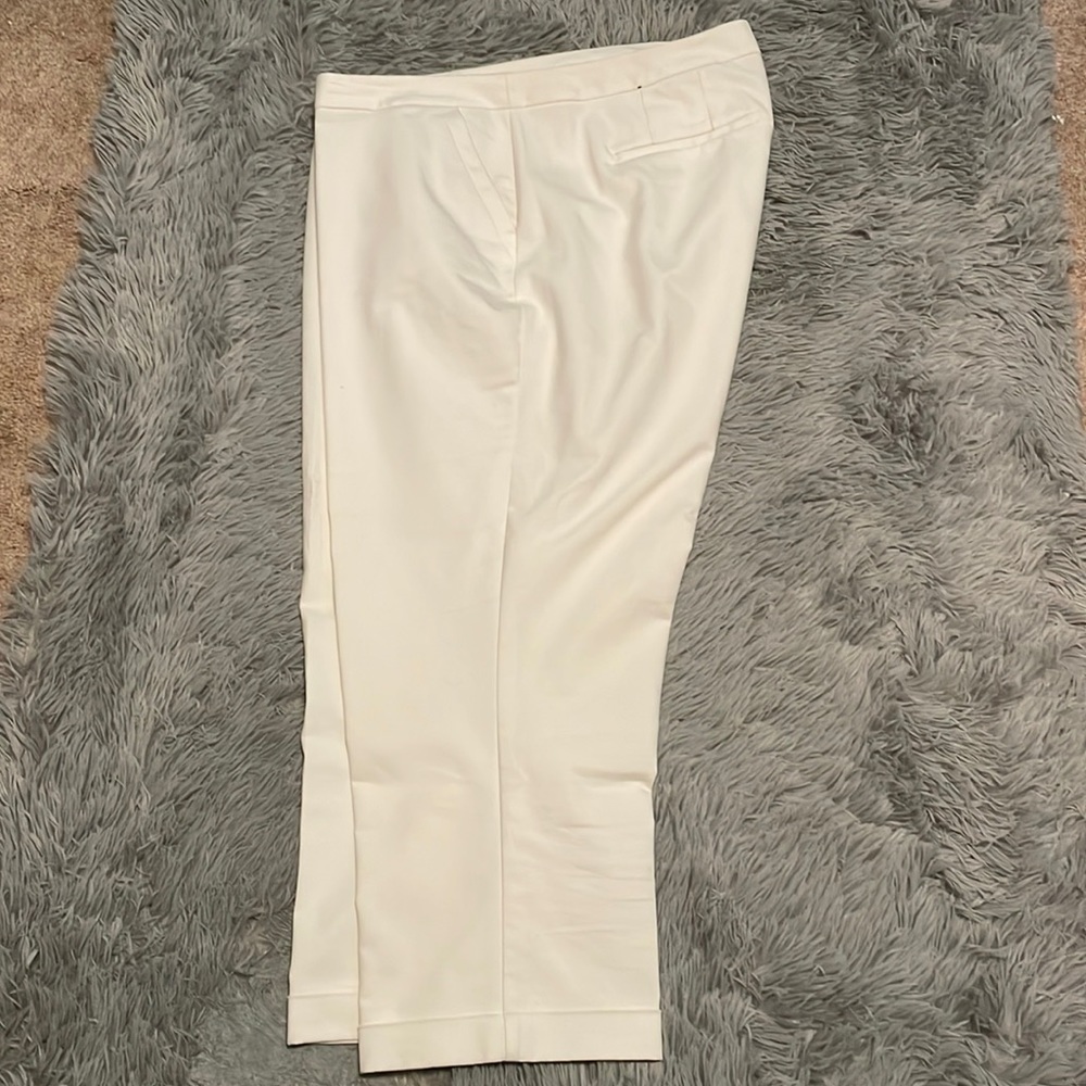 White cropped Lane Bryant slacks